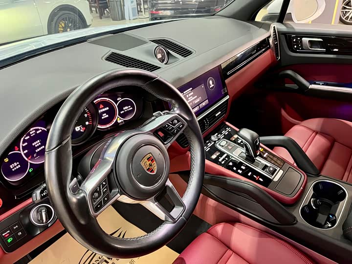 Фото 12 - Porsche Cayenne