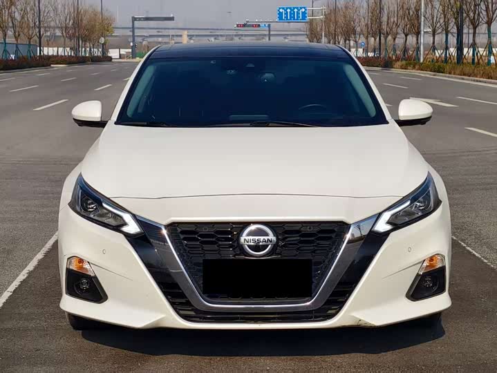 Фото 2 - Nissan Teana