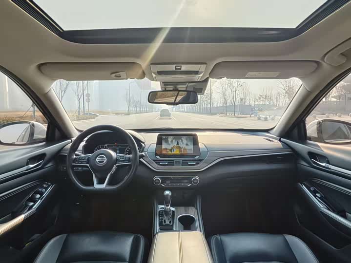 Фото 5 - Nissan Teana