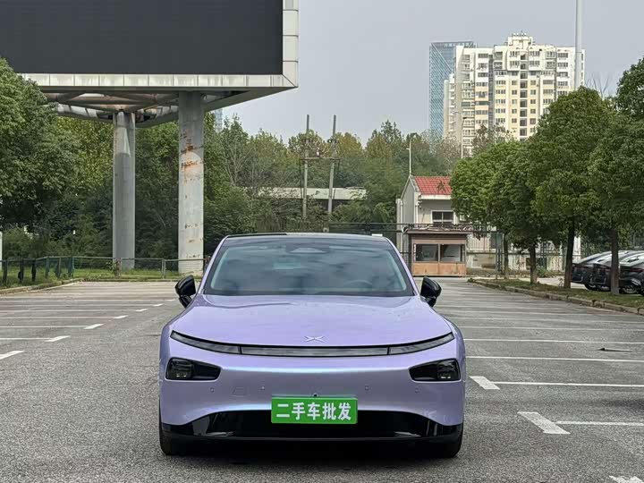 Фото 2 - XPeng P7