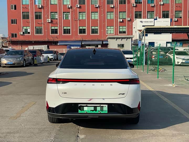 Фото 8 - XPeng P5