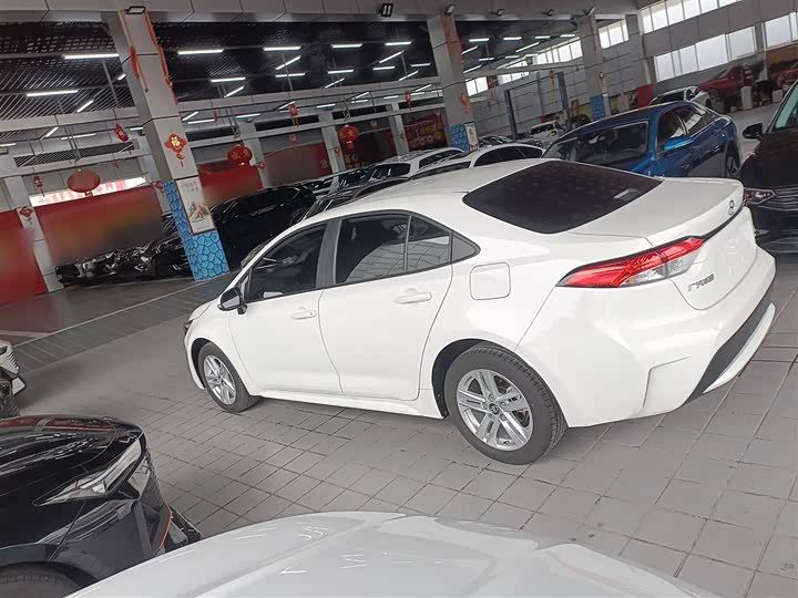 Фото 5 - Toyota Levin