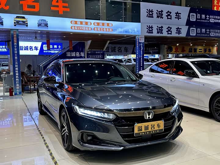 Фото 3 - Honda Accord