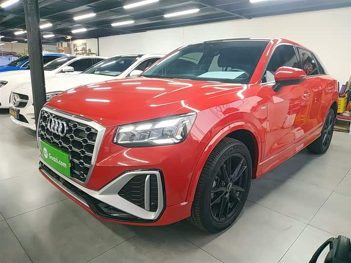 Фото 2 - Audi Q2L