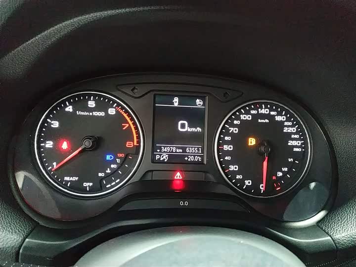 Фото 4 - Audi Q2L