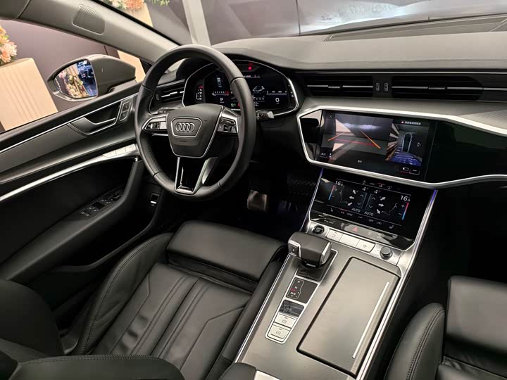 Фото 11 - Audi A7