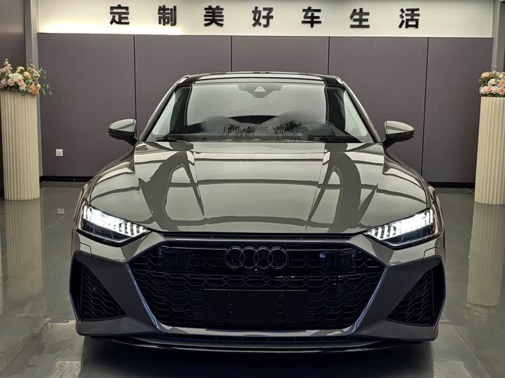 Фото 2 - Audi A7