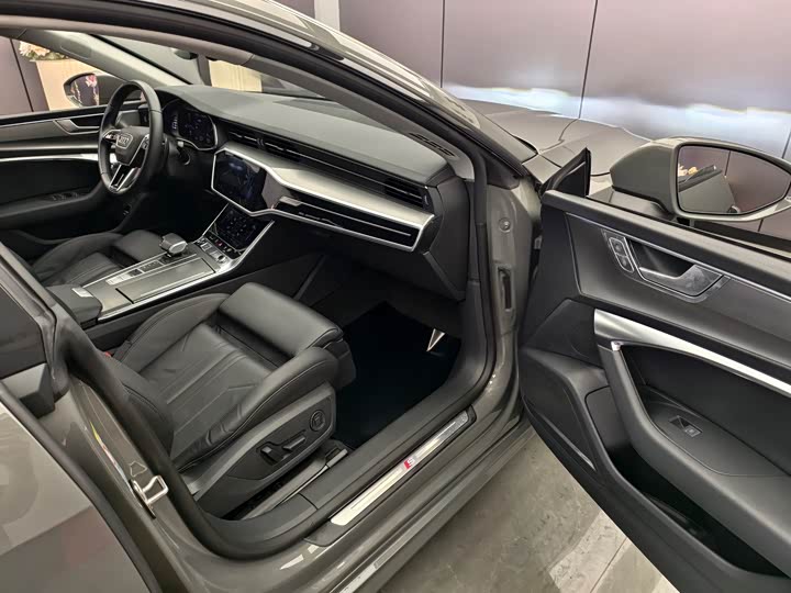 Фото 6 - Audi A7