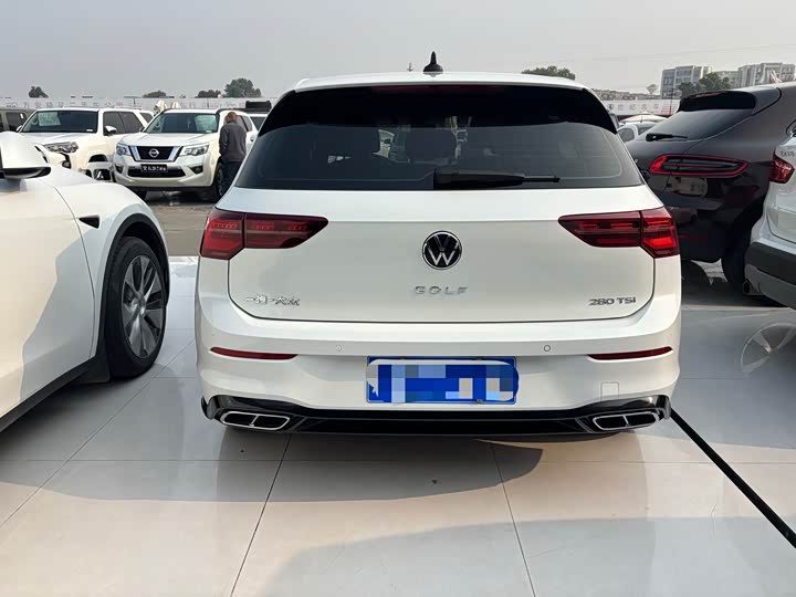 Фото 5 - Volkswagen Golf