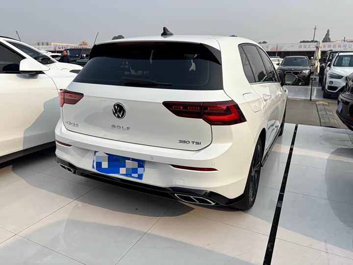 Фото 6 - Volkswagen Golf