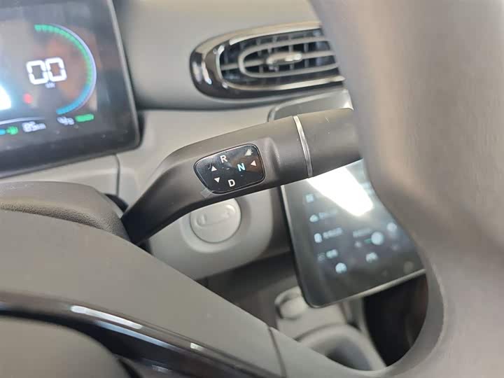 Фото 14 - Leapmotor T03