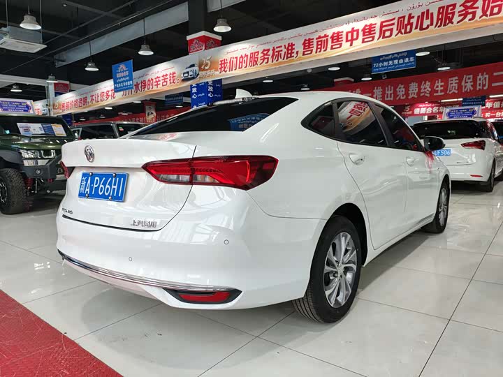 Фото 9 - Buick Verano