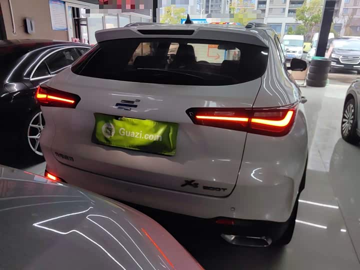 Фото 6 - Changan Oshan X5