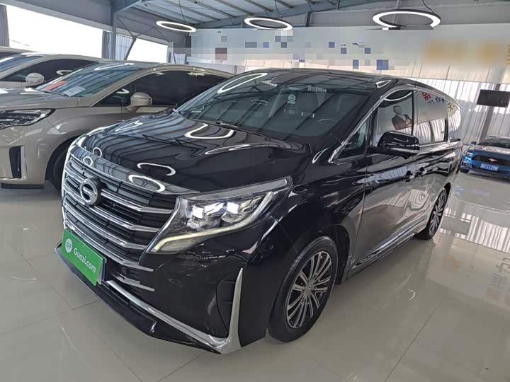 Фото 2 - GAC Trumpchi M8