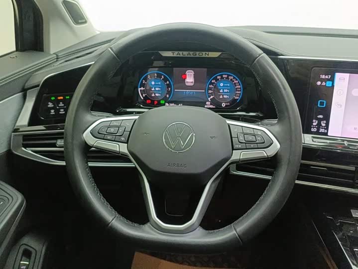 Фото 15 - Volkswagen Talagon