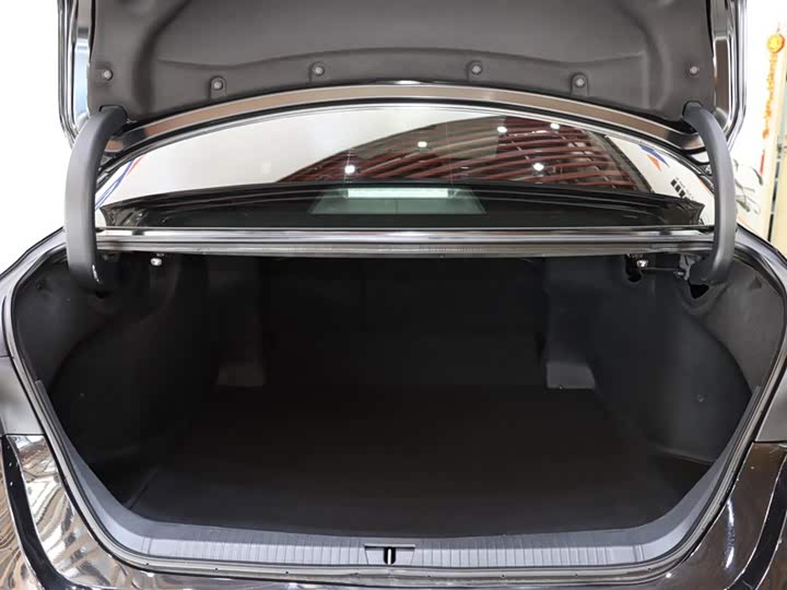 Фото 17 - Toyota Avalon