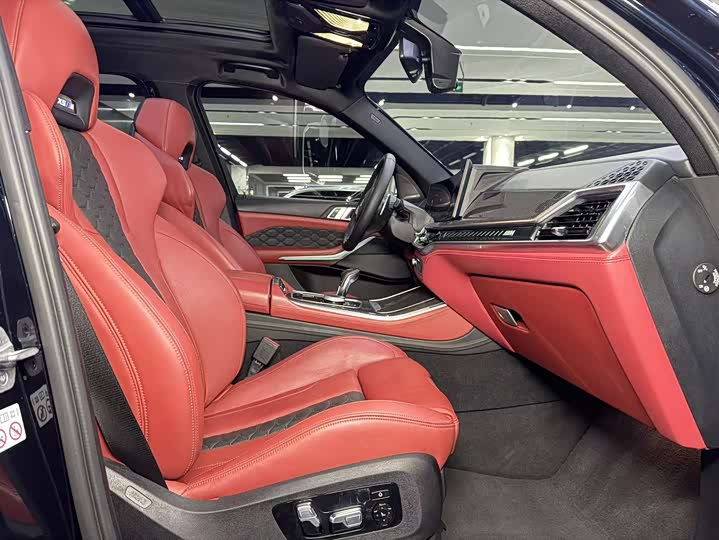 Фото 10 - BMW X5 M