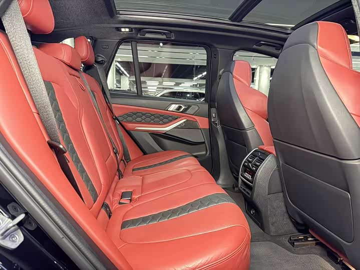 Фото 13 - BMW X5 M