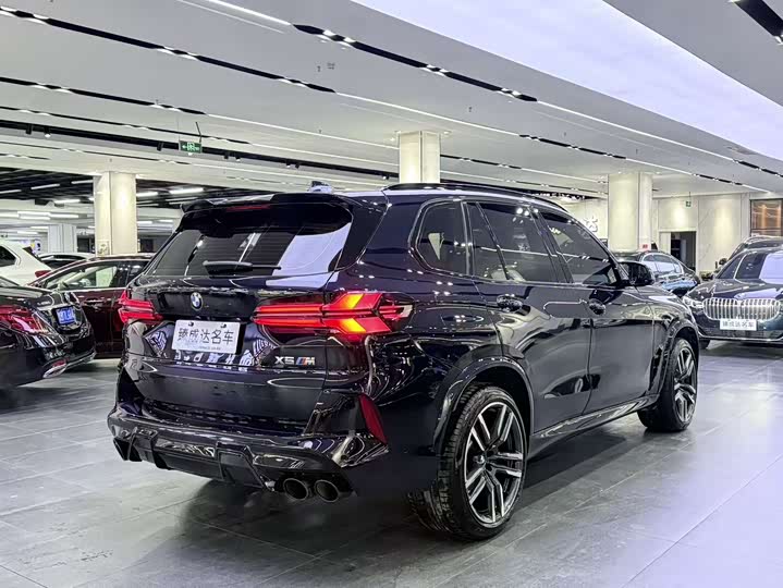 Фото 6 - BMW X5 M