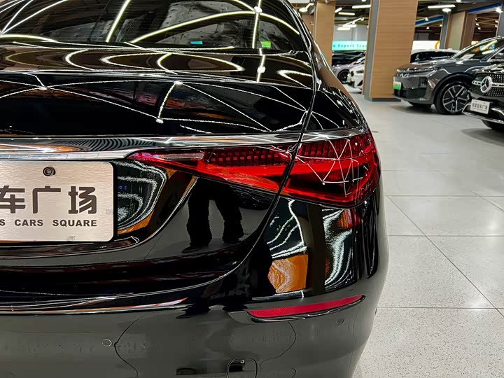 Фото 5 - Mercedes-Benz S-Class