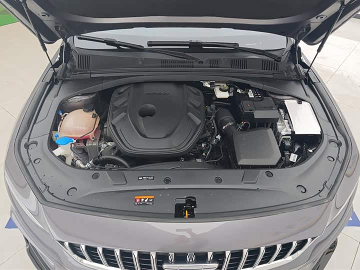 Фото 10 - Geely Preface