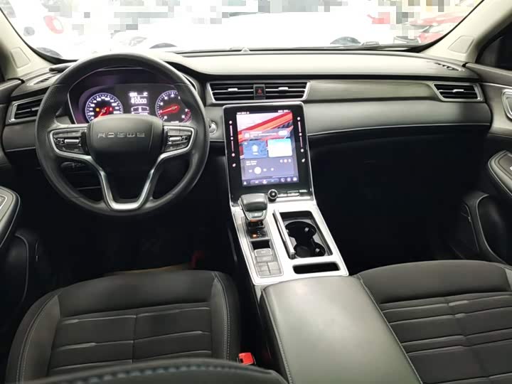 Фото 10 - Roewe RX5