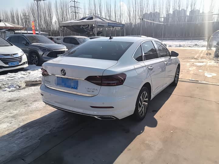 Фото 7 - Volkswagen Lavida