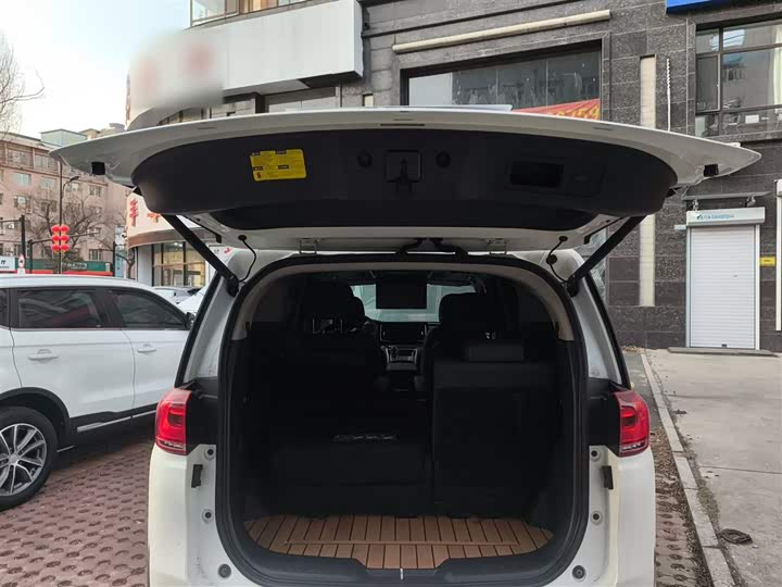 Фото 19 - GAC Trumpchi M8