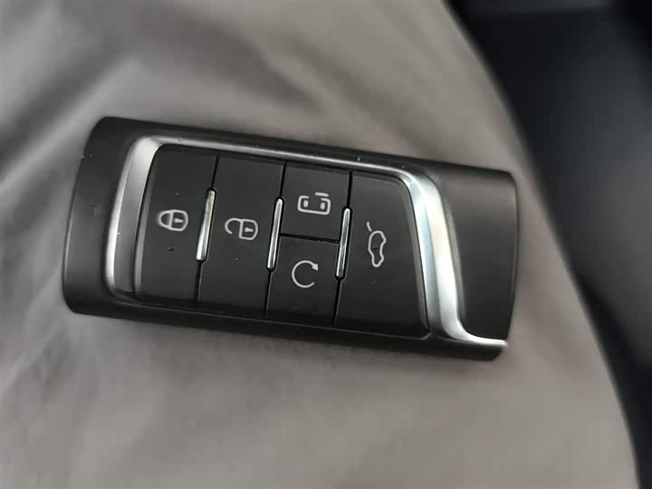 Фото 9 - GAC Trumpchi M8