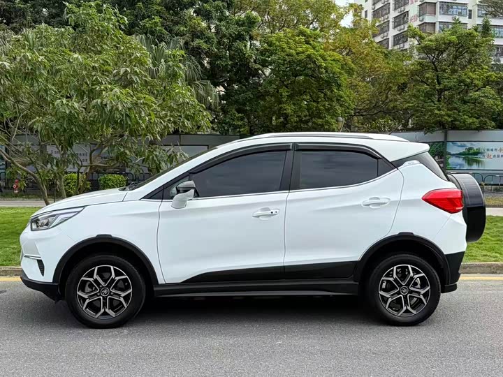 Фото 4 - BYD Yuan Pro