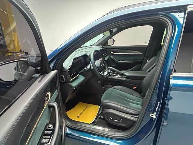 Фото 4 - Geely Monjaro