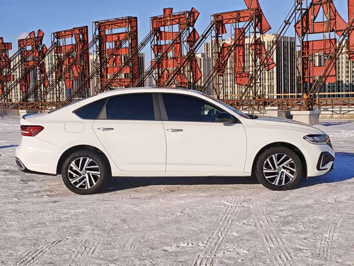 Фото 4 - Volkswagen Lavida