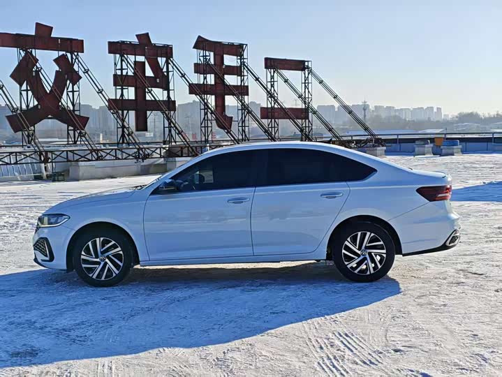 Фото 5 - Volkswagen Lavida