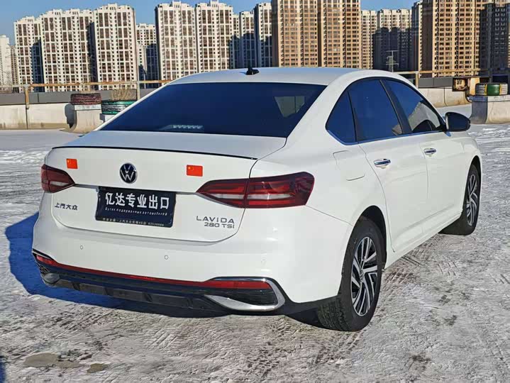 Фото 8 - Volkswagen Lavida