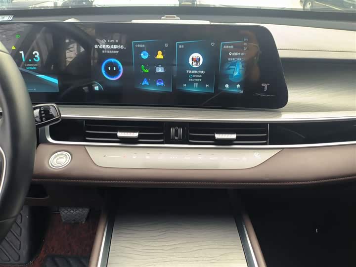 Фото 13 - Chery Tiggo 8 Pro