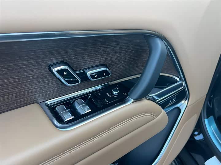 Фото 19 - Land Rover Range Rover