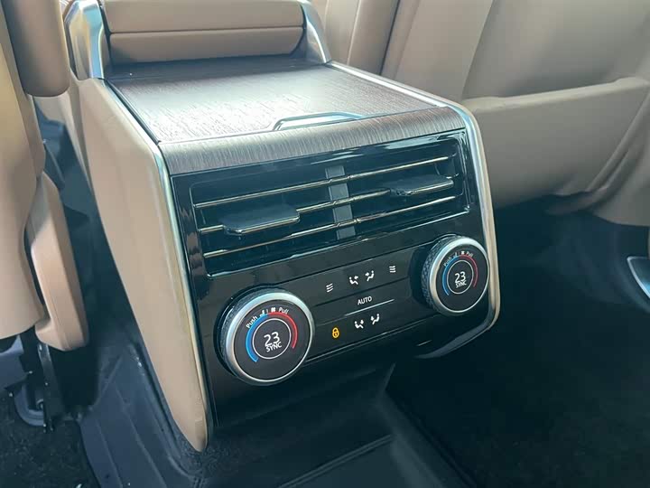 Фото 21 - Land Rover Range Rover