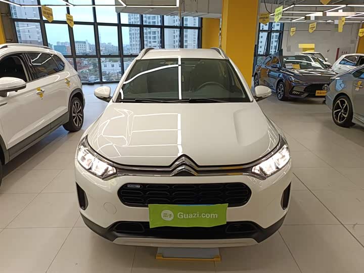 Фото 3 - Citroen C3-XR