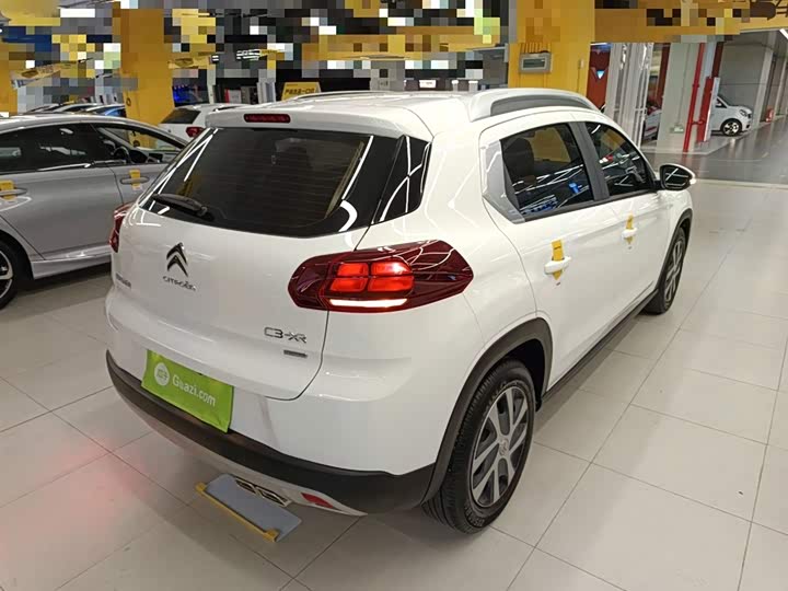 Фото 7 - Citroen C3-XR