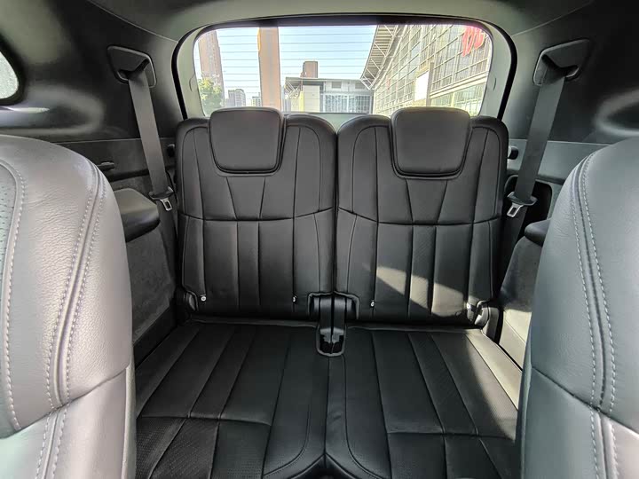 Фото 10 - Nio ES8