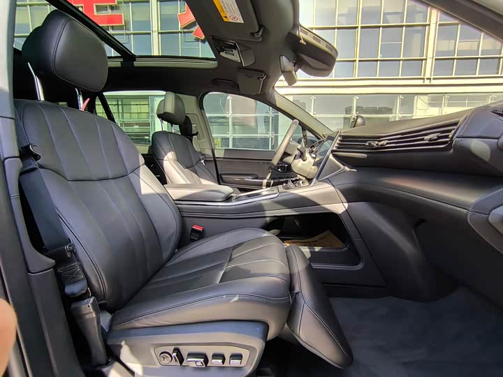 Фото 16 - Nio ES8