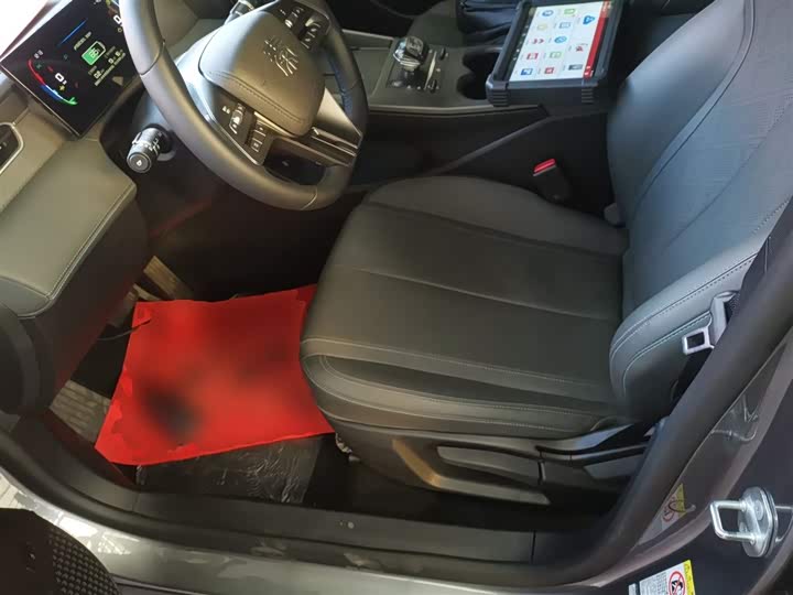 Фото 15 - BYD Qin Plus