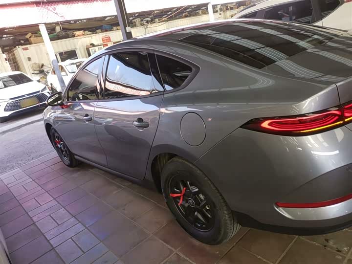 Фото 5 - BYD Qin Plus