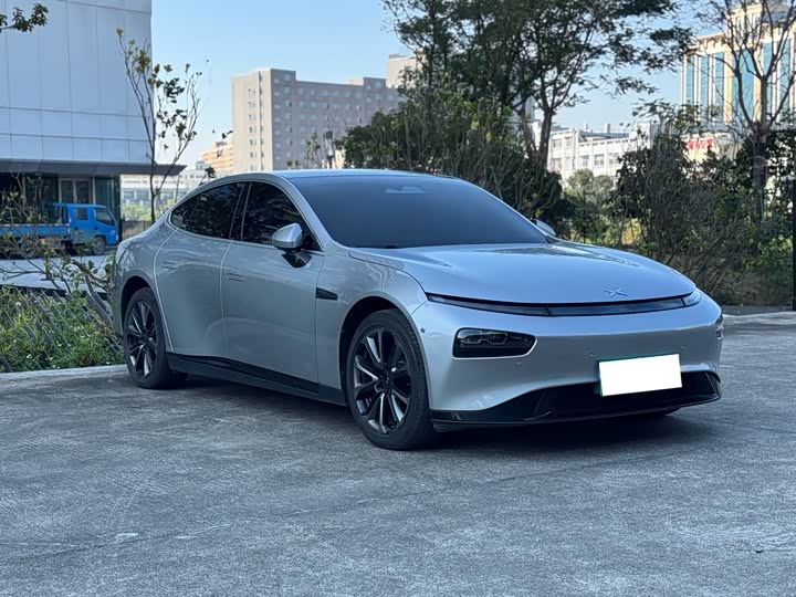 Фото 3 - XPeng P7