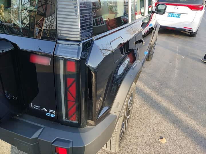 Фото 8 - Chery iCar 03