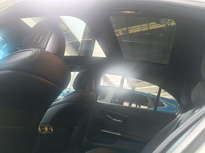 Фото 13 - Mercedes-Benz C-Class