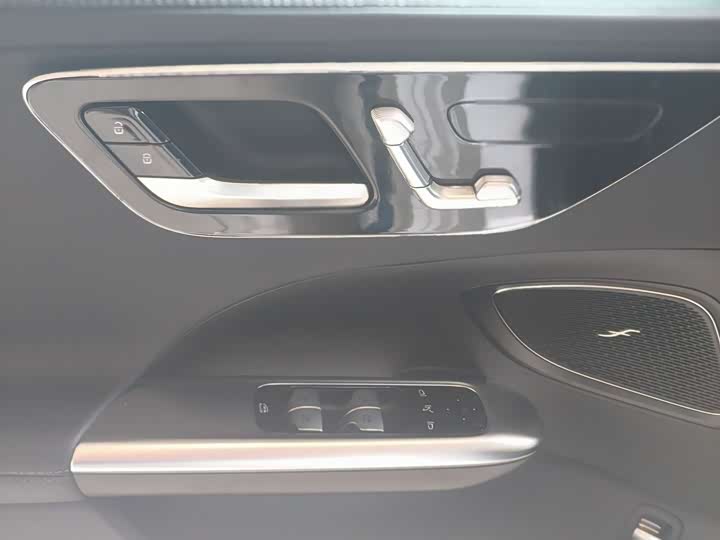 Фото 5 - Mercedes-Benz C-Class