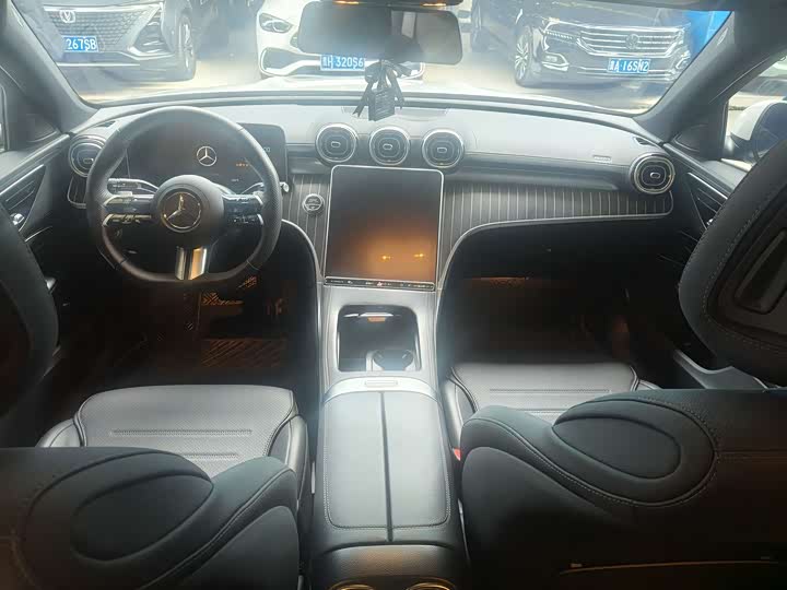 Фото 8 - Mercedes-Benz C-Class