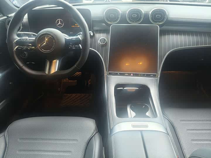 Фото 9 - Mercedes-Benz C-Class