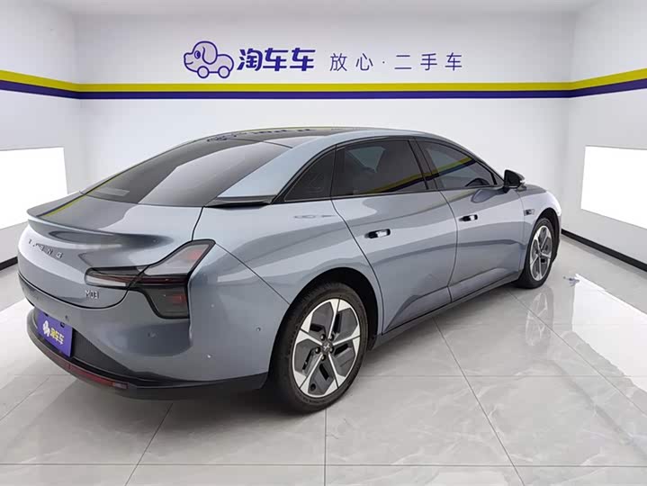 Фото 3 - XPeng Mona M03